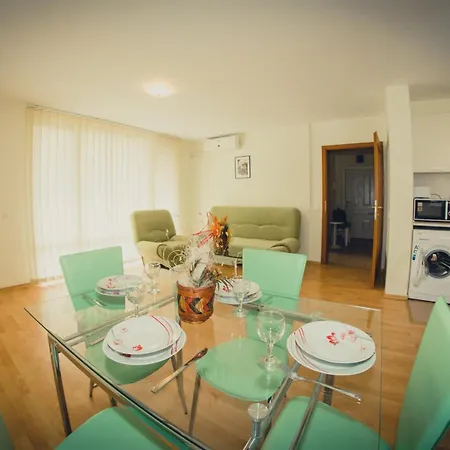 Prestige Fort Beach Apartment