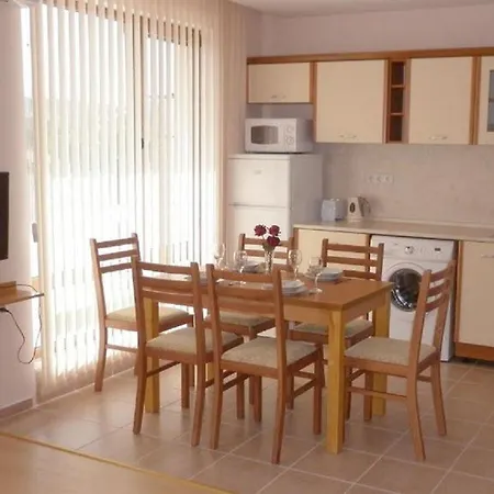 Prestige - Full Board *