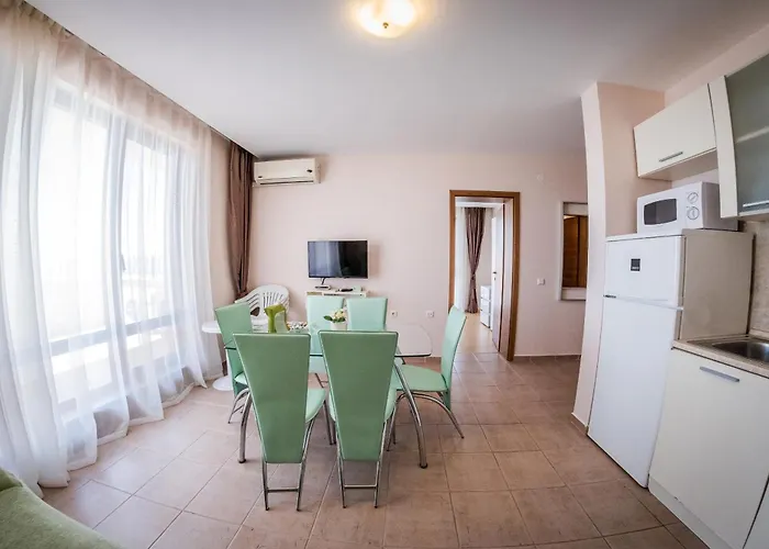 Prestige - Full Board Apartman Szveti Vlasz