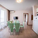 Prestige - Full Board Apartamento Sveti Vlas