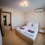 Prestige - Full Board Apartamento Sveti Vlas