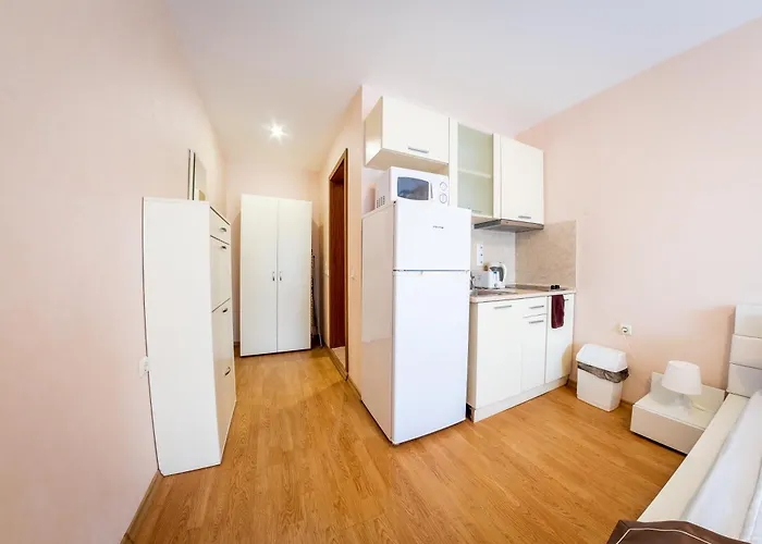 Prestige - Full Board