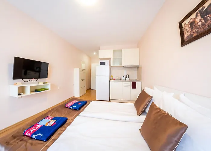 Prestige - Full Board Apartman